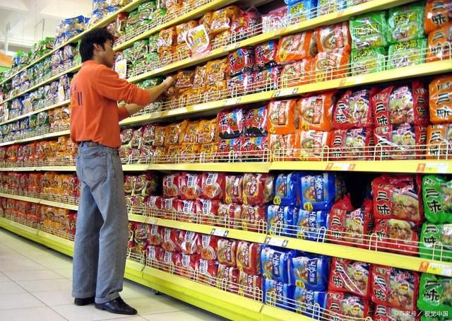 方便食品進(jìn)入熱銷(xiāo)時(shí)期，供不應(yīng)求狀況持續(xù)